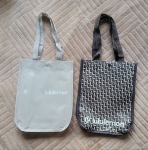 2 Lululemon bags